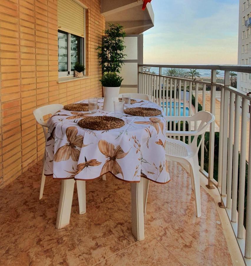 Monela Front Beach Solo Familias Playa de Gandia Exterior foto